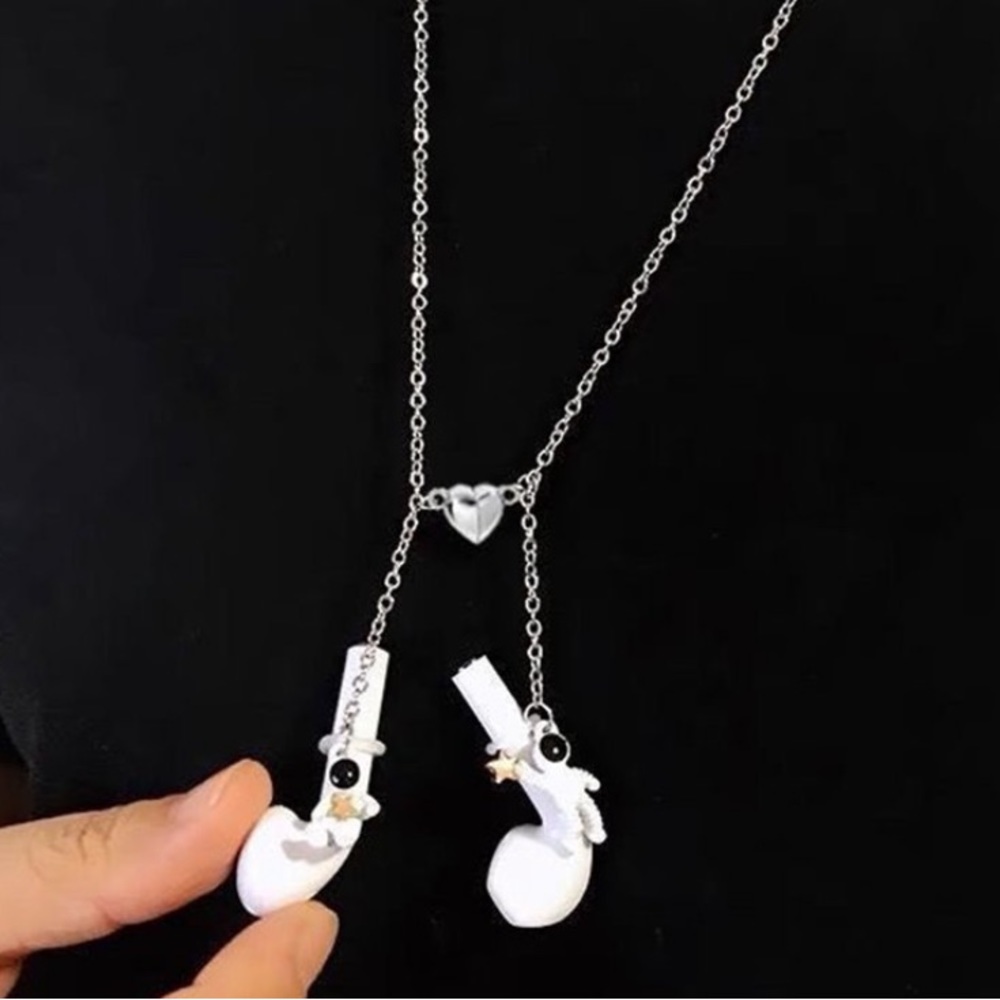 EarPods Accessory Astronaut Anti-lost Magnetic Lanyard/Necklace